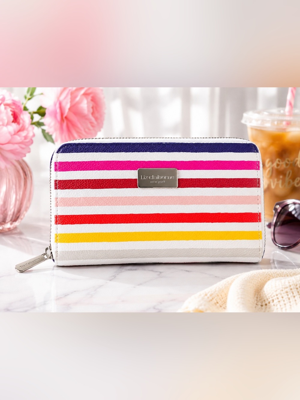 Liz Claiborne NWOT Rainbow Stripe Zip Around Wallet Coastal Summer Colorful